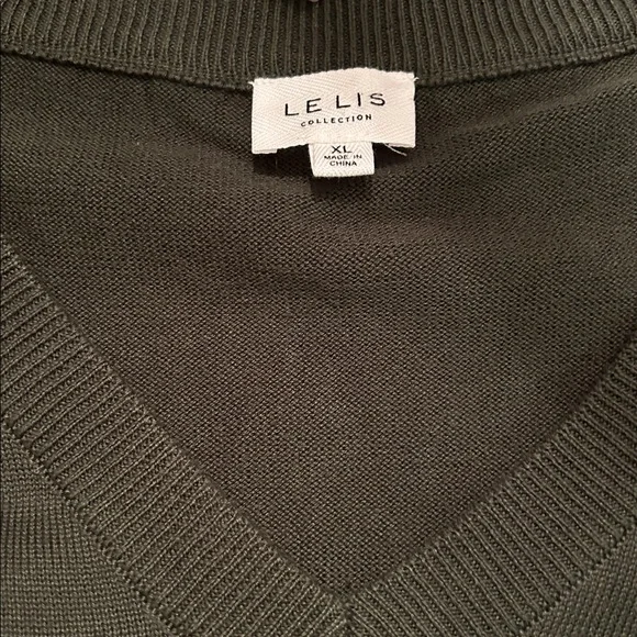 LE LIS sz XL Green Knit Cotton blend V-neck Sweater NWOTS - Picture 6 of 9